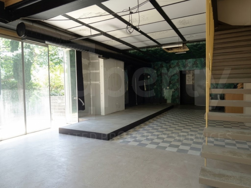 property-img